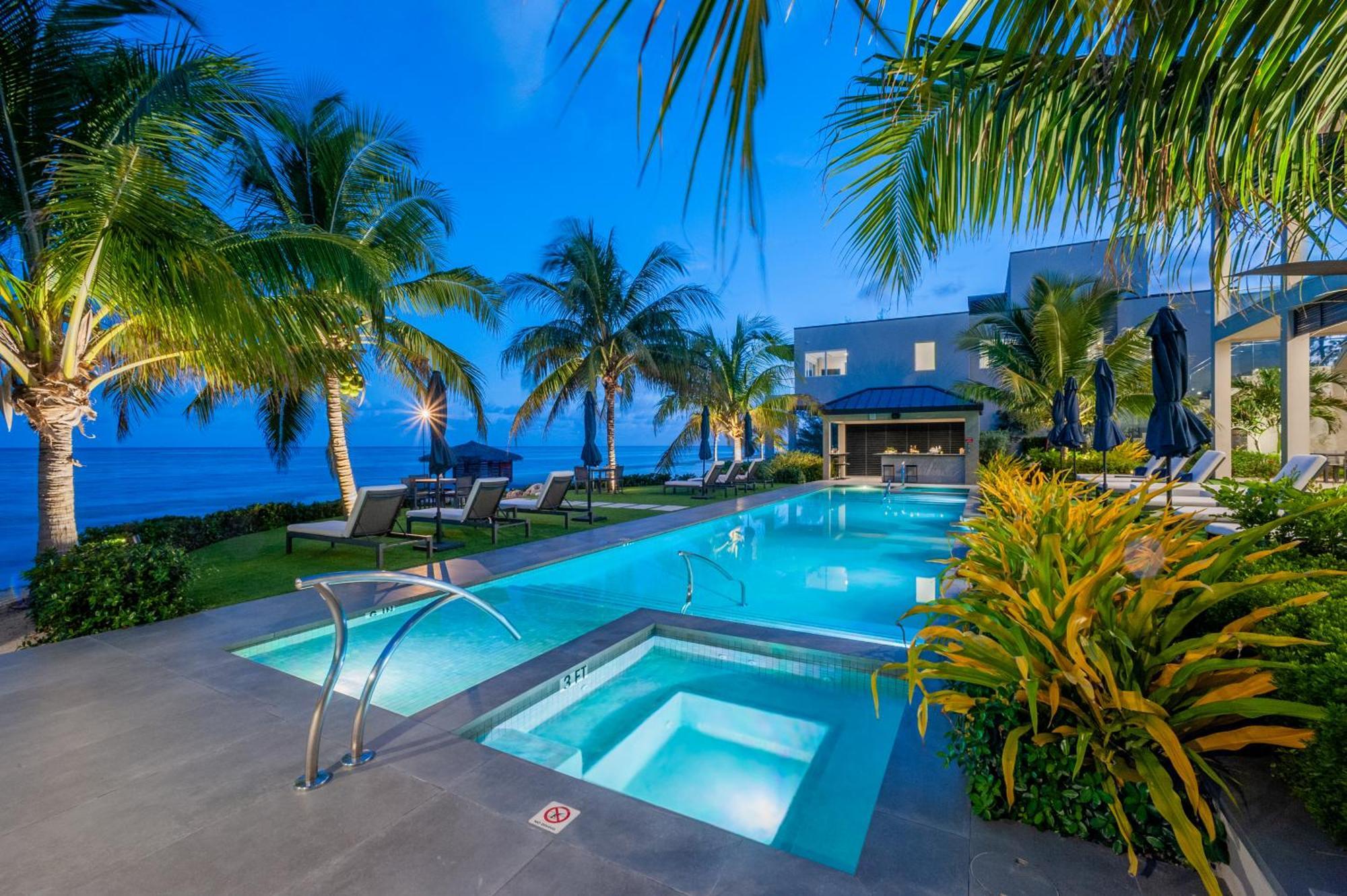 Black Urchin Boutique Resort Bodden Town Szoba fotó